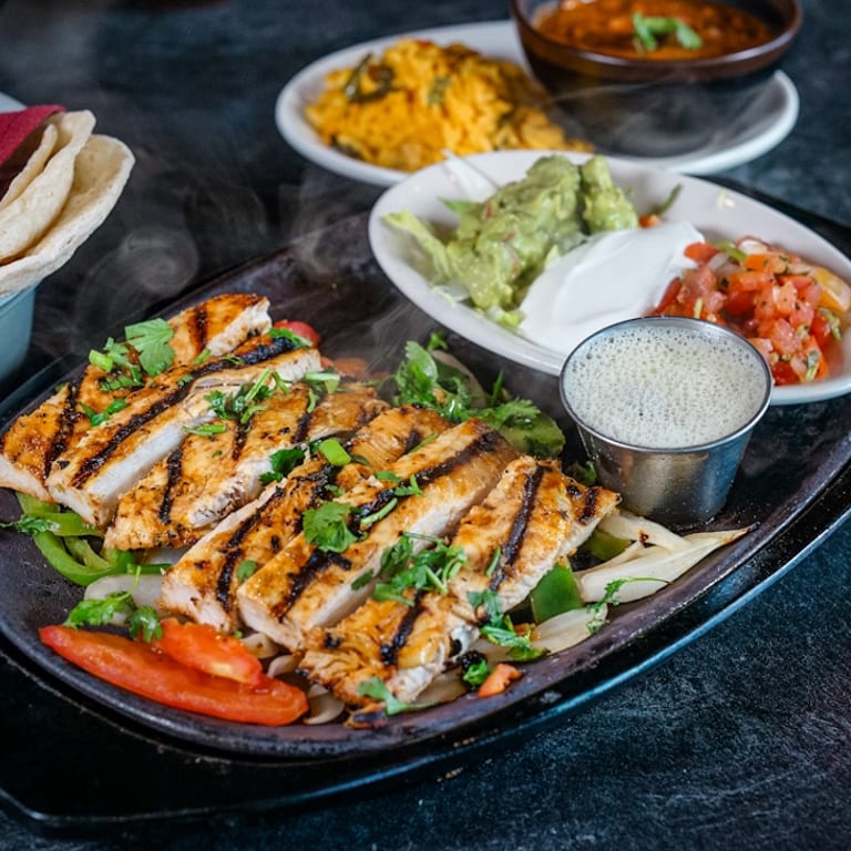 Sizzling Steak Bowls: A Flavorful Fiesta