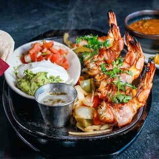 Camarones Brochette Fajitas